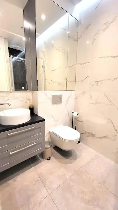 Exclusive, Unique Apartment, 2 Bathrooms, 105Sqm Krakow 0*,  Poland